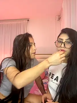 Snapshot of Sweet_and_Rous0 chatting on 10, 9, 2025 Sweet and Rous0 online show from 10, 9, 2025