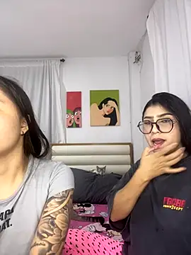 Snapshot of Sweet_and_Rous0 chatting on 19, 9, 2025 Sweet and Rous0 online show from 19, 9, 2025