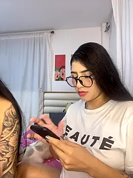 Snapshot of Sweet_and_Rous0 chatting on 22, 9, 2025 Sweet and Rous0 online show from 22, 9, 2025