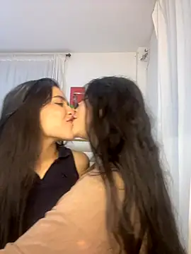 Snapshot of Sweet_and_Rous0 chatting on 27, 9, 2025 Sweet and Rous0 online show from 27, 9, 2025