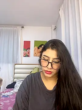 Snapshot of Sweet_and_Rous0 chatting on 1, 10, 2025 Sweet and Rous0 online show from 1, 10, 2025