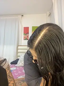 Snapshot of Sweet_and_Rous0 chatting on 2, 10, 2025 Sweet and Rous0 online show from 2, 10, 2025