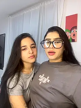 Snapshot of Sweet_and_Rous0 chatting on 15, 10, 2025 Sweet and Rous0 online show from 15, 10, 2025