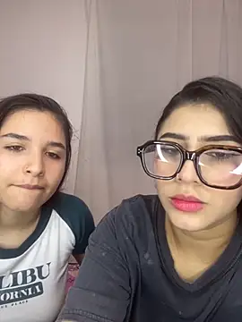 Snapshot of Sweet_and_Rous0 chatting on 26, 10, 2025 Sweet and Rous0 online show from 26, 10, 2025