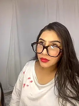 Snapshot of Sweet_and_Rous0 chatting on 31, 10, 2025 Sweet and Rous0 online show from 31, 10, 2025