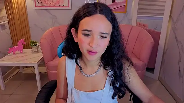 bella vibess s online show from 18, 6, 2026