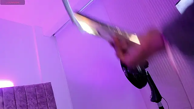 Snapshot of Ambeer_fox_ chatting on 18, 3, 2026 Ambeer fox online show from 18, 3, 2026