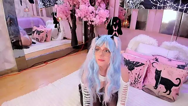 Snapshot of BizzyNoar chatting on 19, 12, 2025 BizzyNoar online show from 19, 12, 2025