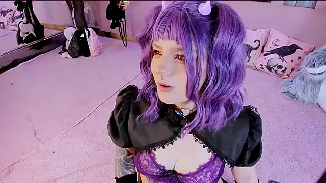 Snapshot of BizzyNoar chatting on 7, 3, 2026 BizzyNoar online show from 7, 3, 2026