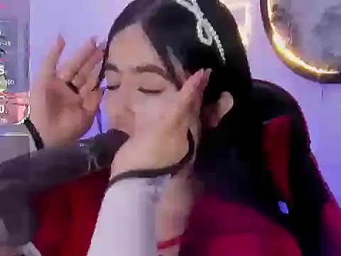 Snapshot of lana_grenville chatting on 8, 10, 2025 lana grenville online show from 8, 10, 2025