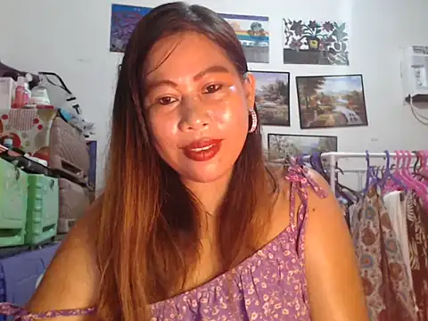 Snapshot of filipina_beauty chatting on 2, 10, 2025 filipina beauty online show from 2, 10, 2025