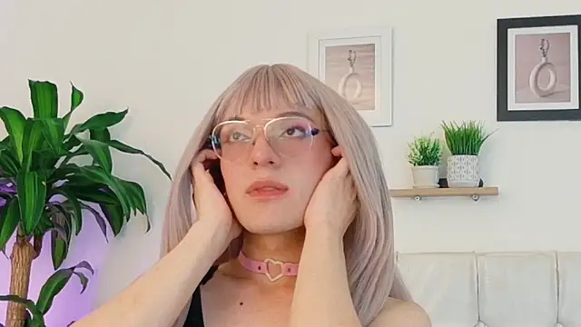 Breidyhard online show from 1, 10, 2025