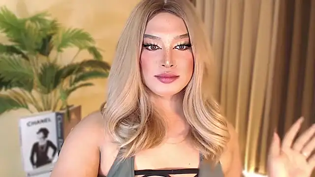 UrGoddess Kiera online show from 16, 10, 2025