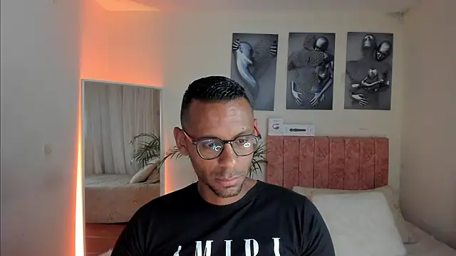 Snapshot of KingEdward_ chatting on 2, 10, 2025 KingEdward  online show from 2, 10, 2025