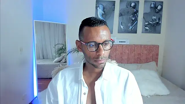 Snapshot of KingEdward_ chatting on 3, 10, 2025 KingEdward  online show from 3, 10, 2025