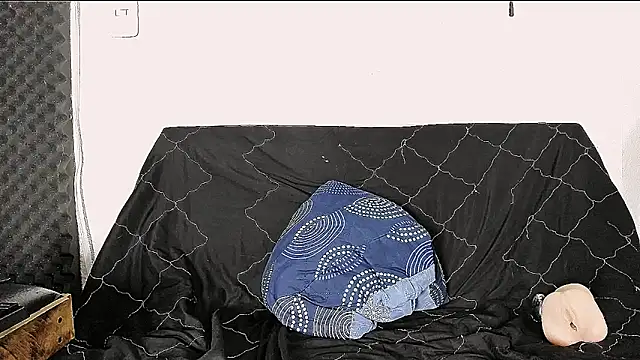 Snapshot of Roobin420 chatting on 30, 10, 2025 Roobin420 online show from 30, 10, 2025