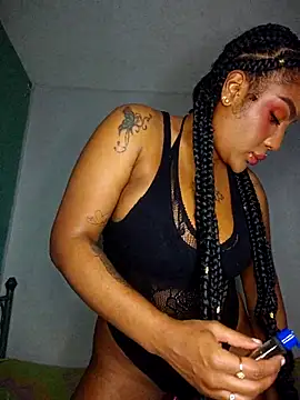 Snapshot of Queen_Amara chatting on 16, 4, 2026 Queen Amara online show from 16, 4, 2026