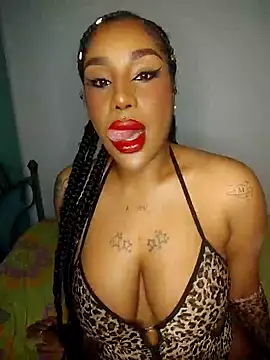 Snapshot of Queen_Amara chatting on 17, 4, 2026 Queen Amara online show from 17, 4, 2026