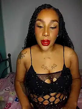 Snapshot of Queen_Amara chatting on 25, 4, 2026 Queen Amara online show from 25, 4, 2026