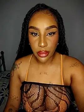 Snapshot of Queen_Amara chatting on 7, 5, 2026 Queen Amara online show from 7, 5, 2026