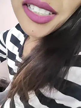 Snapshot of Cute_Jasmin_ chatting on 23, 10, 2025 Cute Jasmin online show from 23, 10, 2025