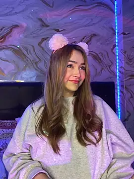 Snapshot of Valeryfox01_ chatting on 4, 10, 2025 Valeryfox01 online show from 4, 10, 2025