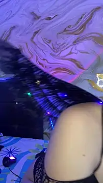 Valeryfox01  online show from 4, 12, 2025