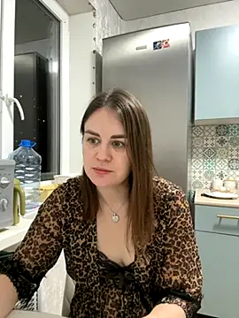 Risky-Flower online show from 5, 10, 2025