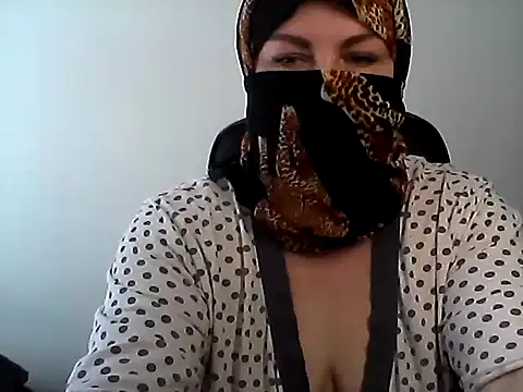 EllaLove2277 online show from 14, 5, 2026