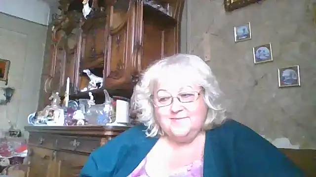 Lala-Love56 online show from 13, 9, 2025