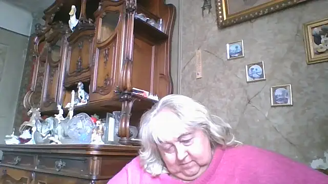 Lala-Love56 online show from 16, 4, 2026