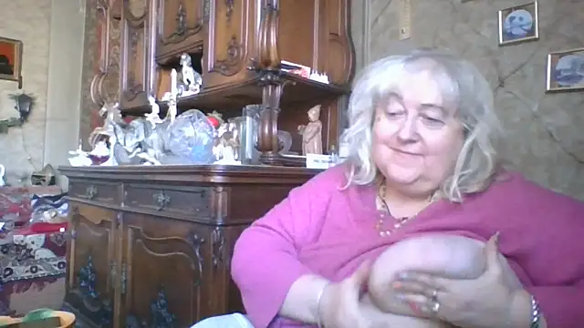 Snapshot of Lala-Love56 chatting on 28, 5, 2026 Lala-Love56 online show from 28, 5, 2026