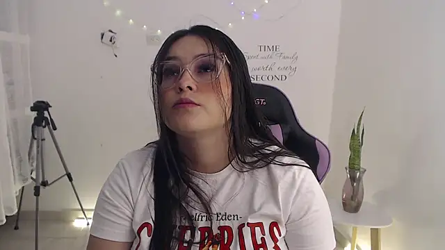 amberbakee online show from 3, 8, 2026
