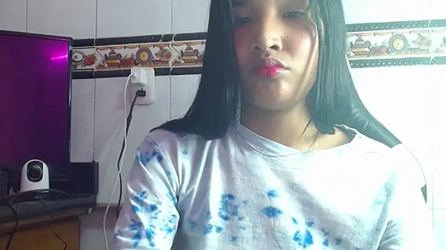 Snapshot of Baby_kinky-- chatting on 14, 9, 2025 Baby kinky-- online show from 14, 9, 2025