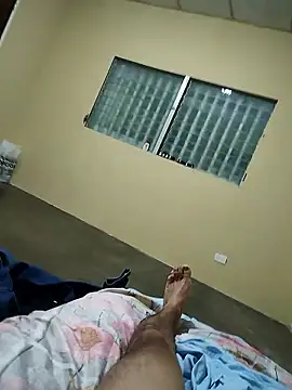 Snapshot of Eszteban1987 chatting on 12, 1, 2026 Eszteban1987 online show from 12, 1, 2026