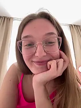Snapshot of Bellatrisssaa chatting on 3, 4, 2026 Bellatrisssaa online show from 3, 4, 2026