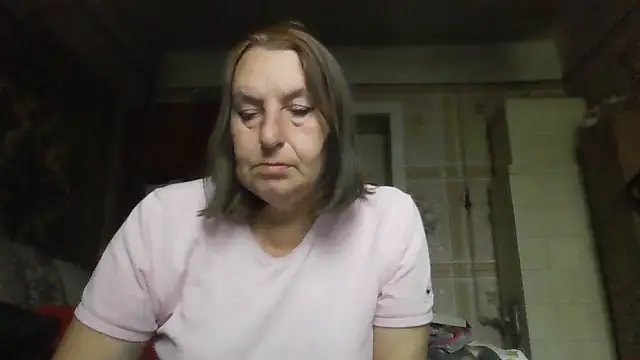 Snapshot of AnnaLive570 chatting on 9, 10, 2025 AnnaLive570 online show from 9, 10, 2025