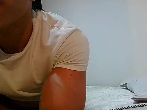 0anonimo bottom1 online show from 14, 4, 2026