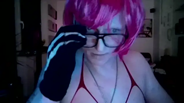 hellgirl1980 online show from 1, 4, 2026