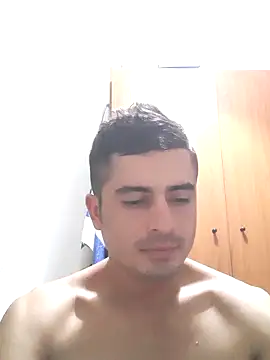 Snapshot of Andr3s69xxx chatting on 11, 9, 2025 Andr3s69xxx online show from 11, 9, 2025