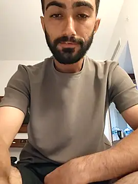 Snapshot of Mehmet2154 chatting on 8, 9, 2025 Mehmet2154 online show from 8, 9, 2025