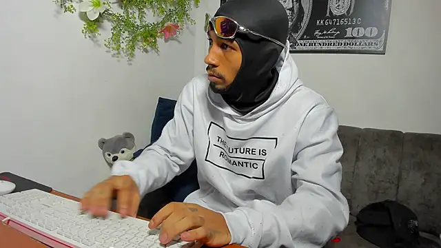 Snapshot of carl_jhonson821 chatting on 7, 11, 2025 carl jhonson821 online show from 7, 11, 2025