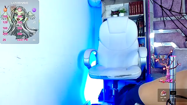 Snapshot of Eva_Walker_ chatting on 25, 10, 2025 Eva Walker  online show from 25, 10, 2025