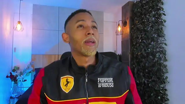 Snapshot of B_Wild chatting on 18, 9, 2025 B Wild online show from 18, 9, 2025