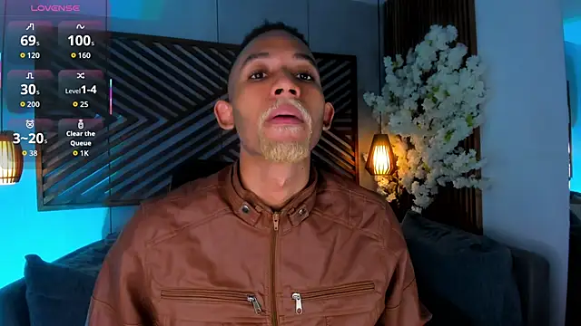 Snapshot of B_Wild chatting on 13, 10, 2025 B Wild online show from 13, 10, 2025