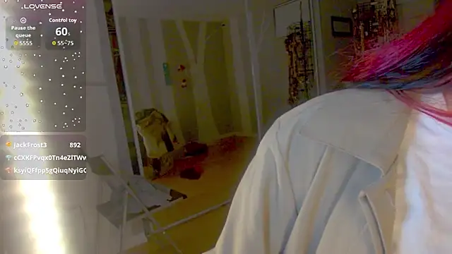 Snapshot of Blossom94 chatting on 18, 2, 2026 Blossom94 online show from 18, 2, 2026