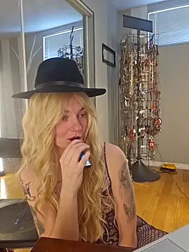 Snapshot of Blossom94 chatting on 28, 2, 2026 Blossom94 online show from 28, 2, 2026