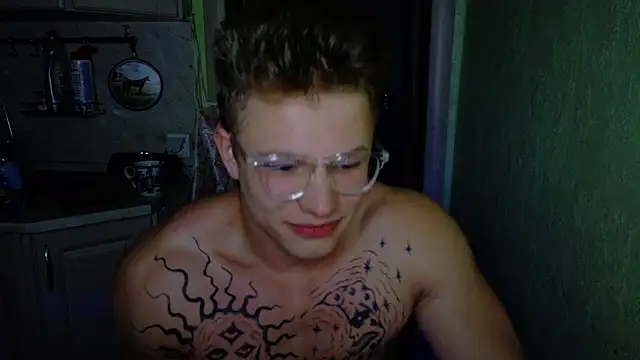 Snapshot of James__Noah chatting on 24, 9, 2025 James Noah online show from 24, 9, 2025