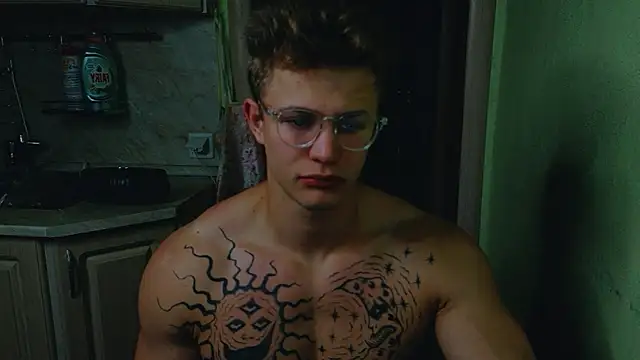 Snapshot of James__Noah chatting on 1, 10, 2025 James Noah online show from 1, 10, 2025