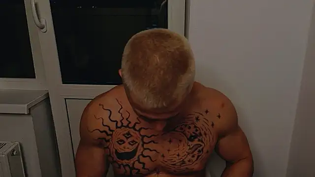 Snapshot of James__Noah chatting on 6, 10, 2025 James Noah online show from 6, 10, 2025